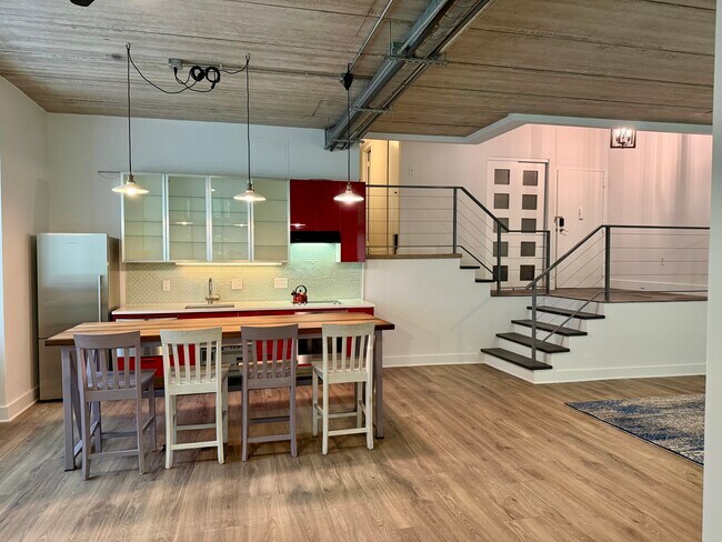 Foto del edificio - 2100 Green Watch Way