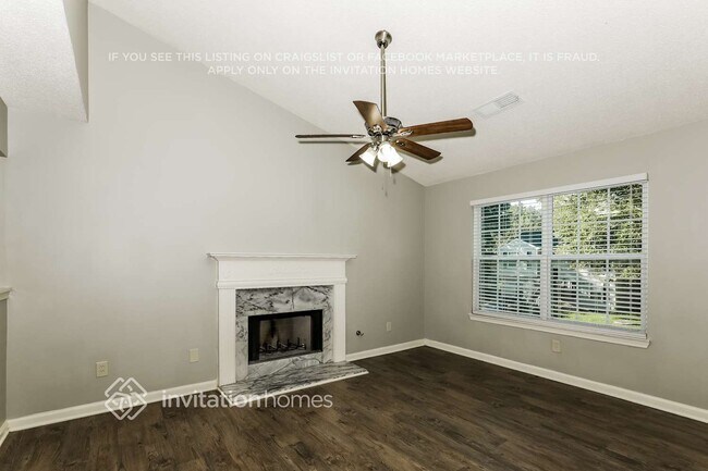 Foto del edificio - 81 Hampton Oaks Dr