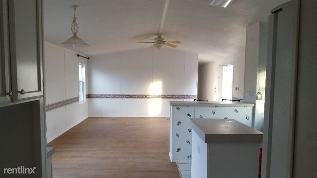 Building Photo - 161 County Road 3212
