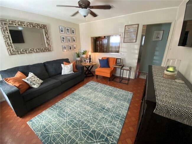 Foto del edificio - 2534 Nogales St