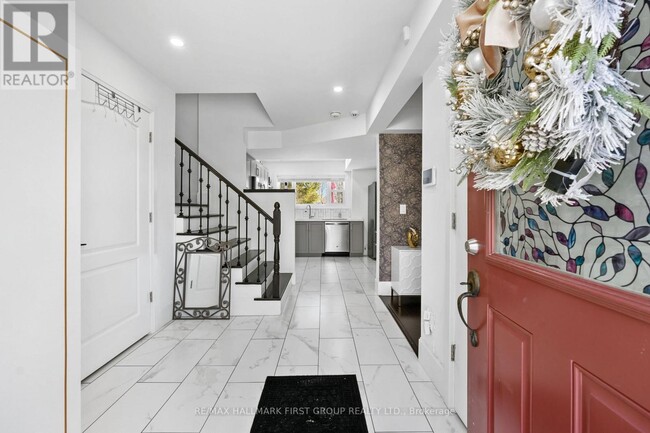 Photo du bâtiment - 254 St Andrews Ln