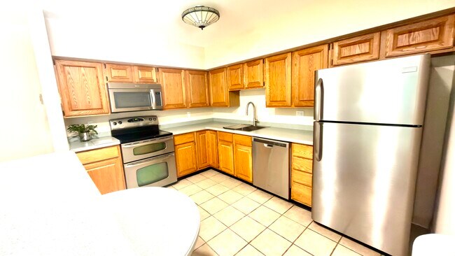 Building Photo - 26 Lions Ln