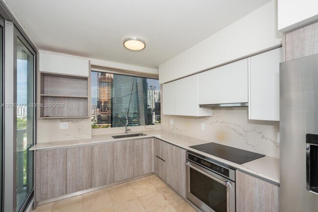 Foto del edificio - 1541 Brickell Ave