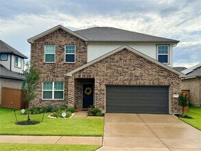 Building Photo - 5915 Grantgrala Dr