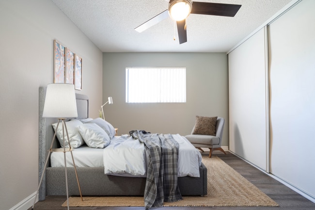 Building Photo - 269 W San Marcos Blvd