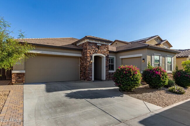 Building Photo - 7973 W Spur Dr