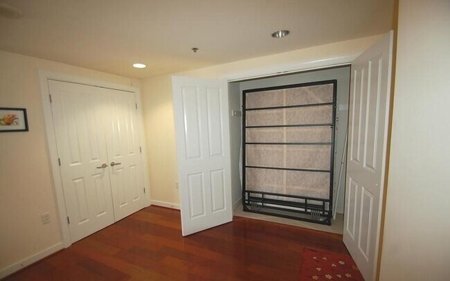 Foto del edificio - 777 7th St NW