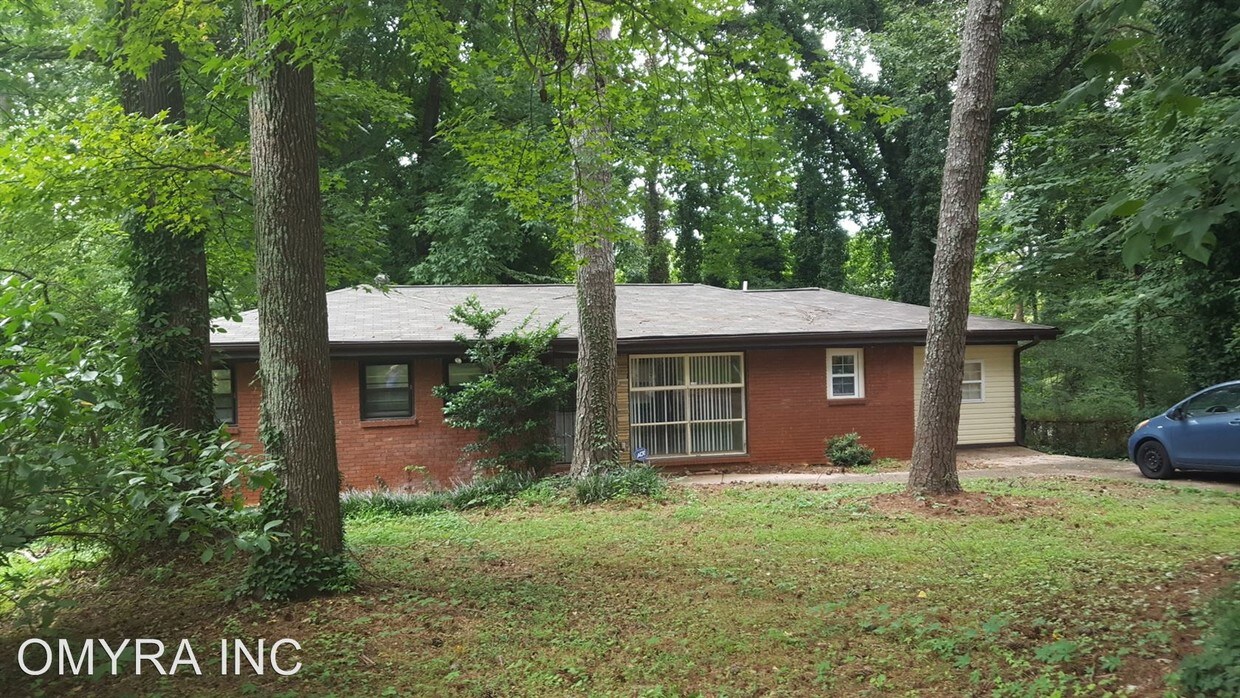 Primary Photo - 4 br, 2.5 bath House - 3490 Primrose Place