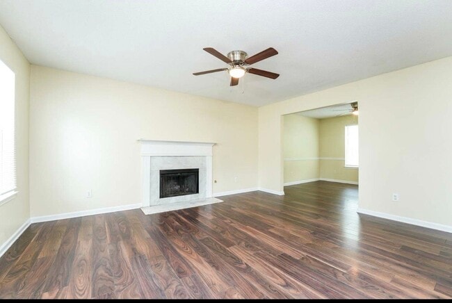 Building Photo - 3473 Cameo Ct