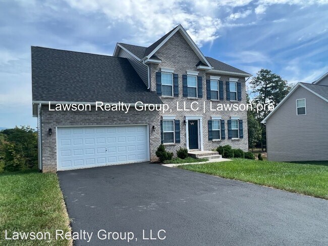 Building Photo - 4 br, 2.5 bath House - 220 Edgemont Drive