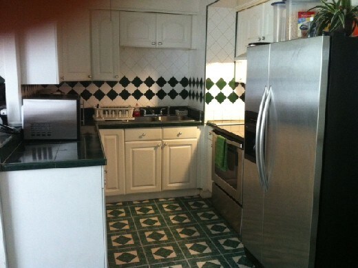 Building Photo - Nice 3BR 1.5 Baths TH for rent
