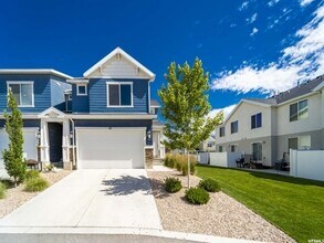 Building Photo - 48 E Harmony Ct