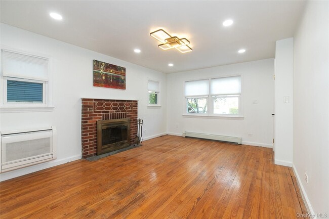 Building Photo - 5 Prospect St