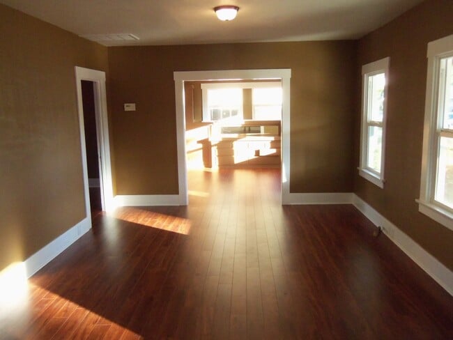 Photo - Mid Town Living Apartment