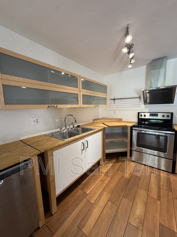 Foto del edificio - 5525 E Thomas Rd