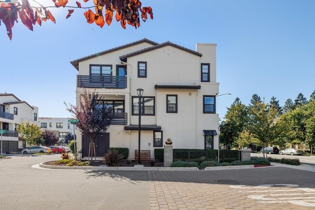 Building Photo - 3552 Peralta Blvd