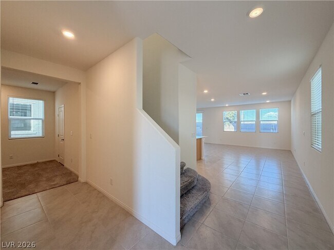 Foto del edificio - 6972 Dandelion Pk Ave