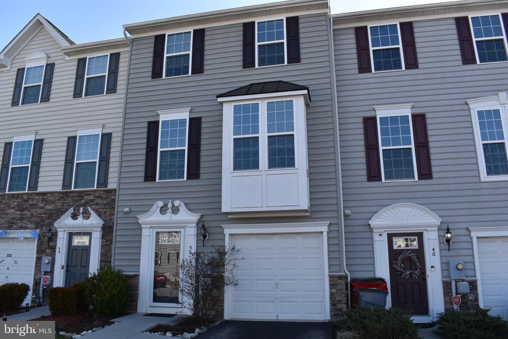 50 Norwood Dr, FALLING WATERS, WV 25419 Townhome Rentals in FALLING