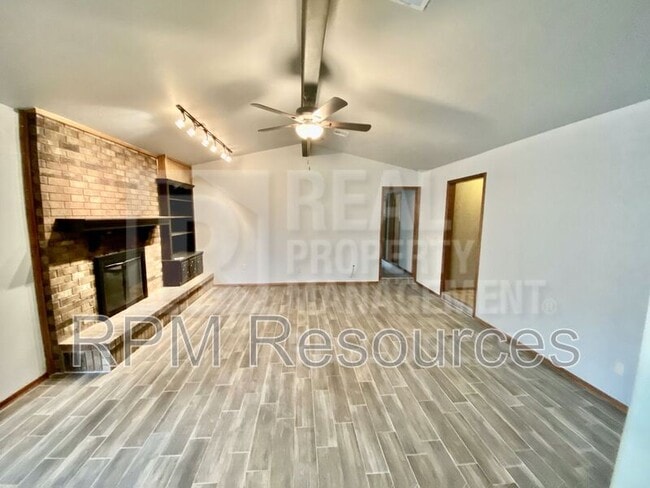 Building Photo - 6204 NW 30th St