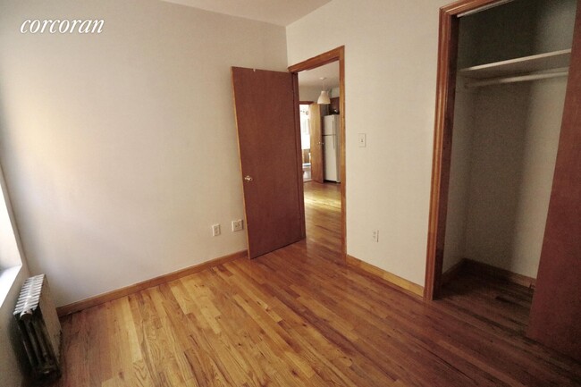 Building Photo - 252 Skillman Ave