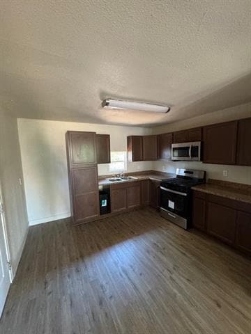 Building Photo - 2417 Fannin St