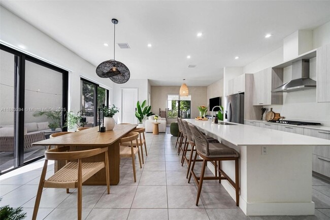 Foto del edificio - 4408 NW 80th Ave