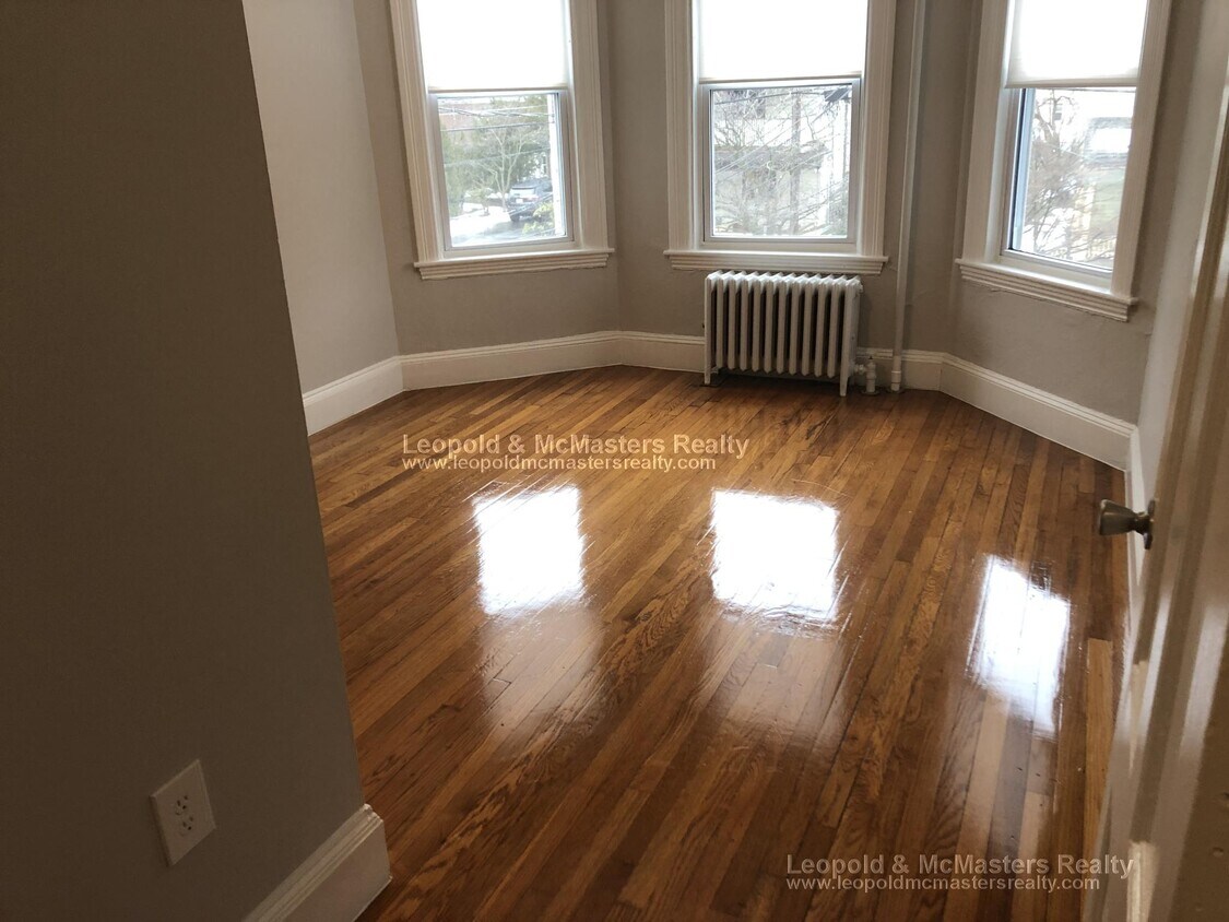 Foto principal - 23 Maple St