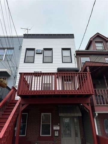 Building Photo - 353 5th St