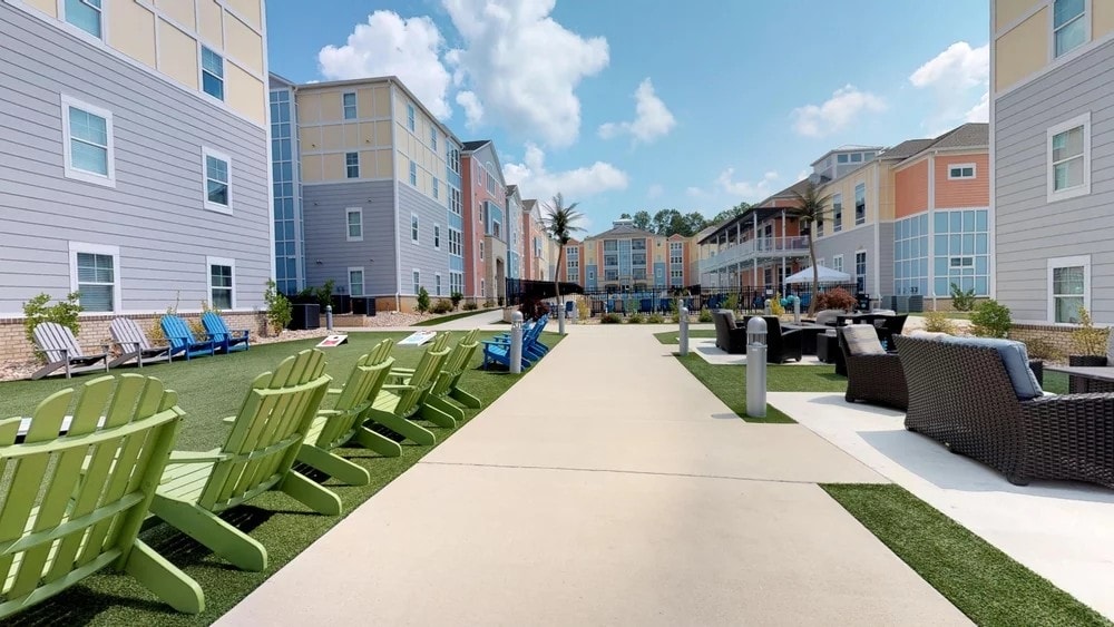 Photo - The Oasis (Student Housing) Apartments