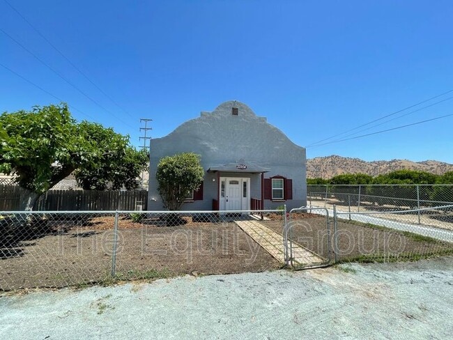 Building Photo - 32204 Sierra Dr