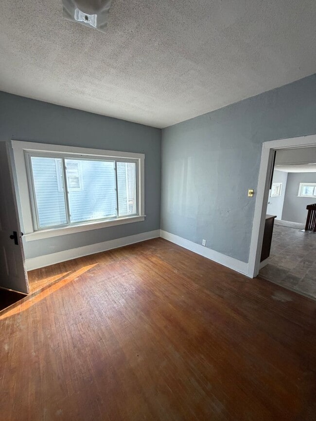 Foto del edificio - 1504 E Phillips St