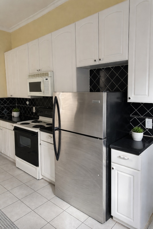 Building Photo - 624 Jefferson Ave