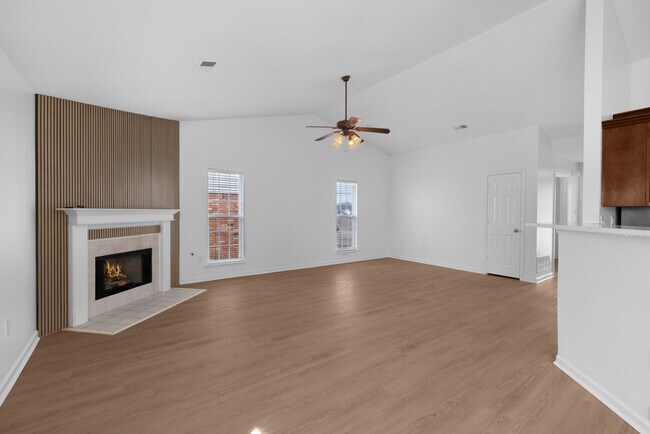 Building Photo - 8131 Mary Payton Dr
