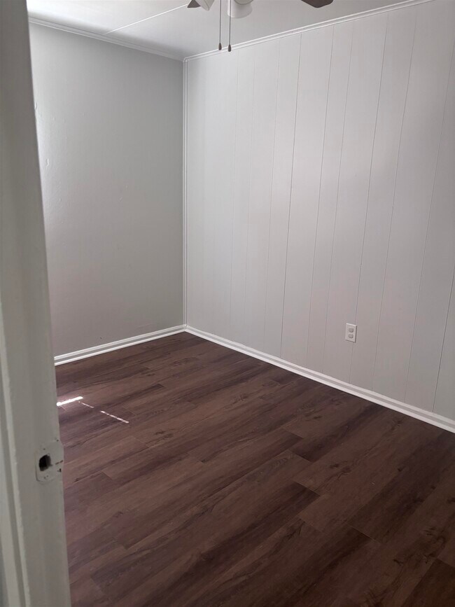 Building Photo - 3329 Madewell St