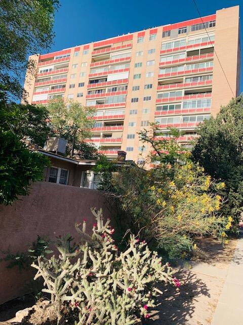 Primary Photo - 1331 Park Ave SW