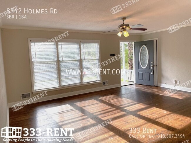 Foto del edificio - 8342 Holmes Rd