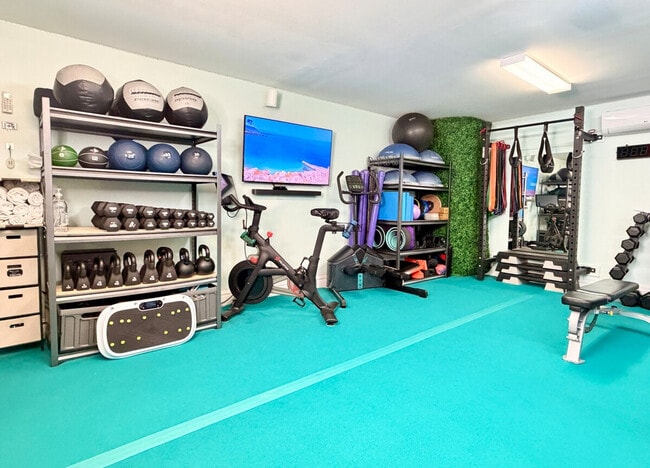 Foto del edificio - 1301 W Horatio St