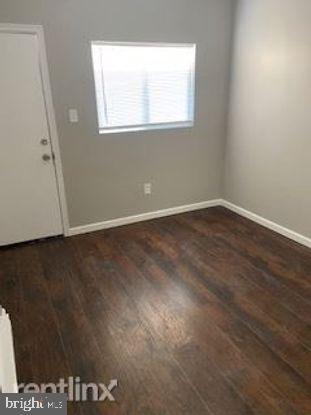 Foto del edificio - 908 E Schiller St