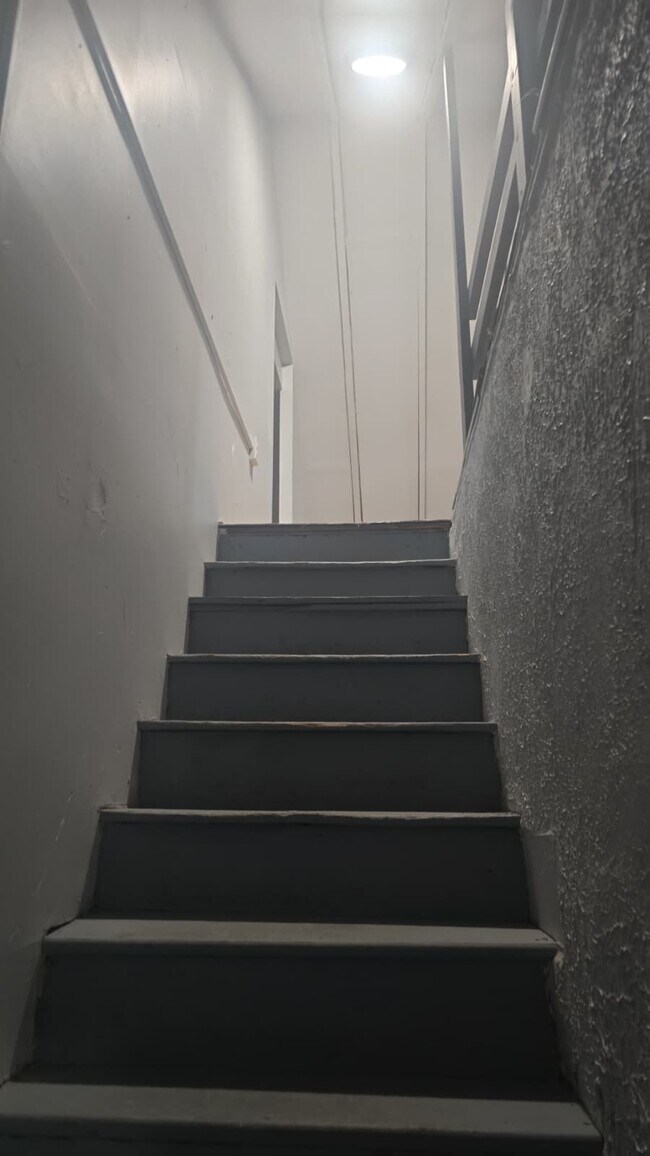 Foto del edificio - 716 W Franklin St