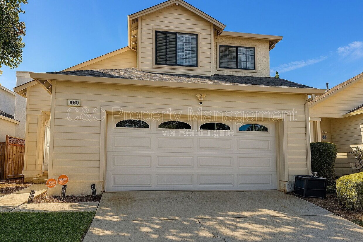 Foto principal - 960 Buckskin Terrace