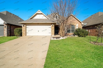 Building Photo - 25342 Stonebridge Pkwy