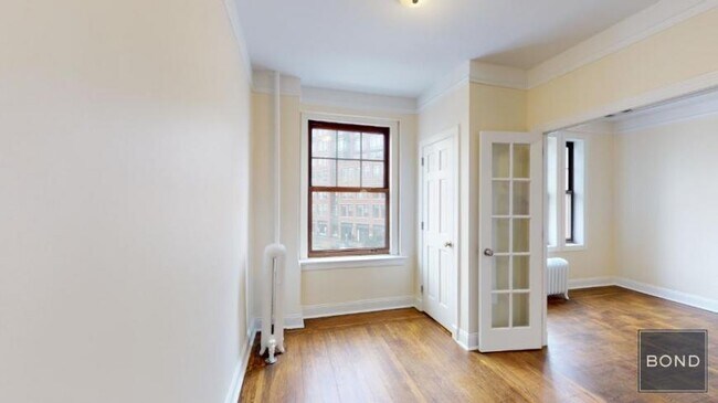 Building Photo - 2 bedroom in NEW YORK NY 10014