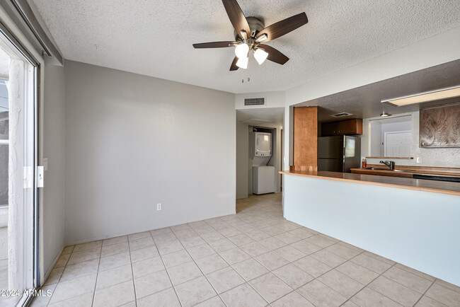 Foto del edificio - 5580 S Kings Ranch Rd