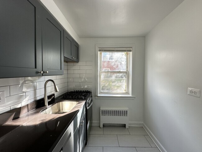 Foto del edificio - 6719 N California Ave