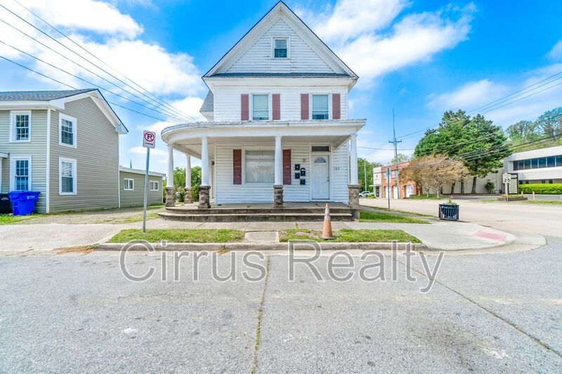 Primary Photo - 133 North St