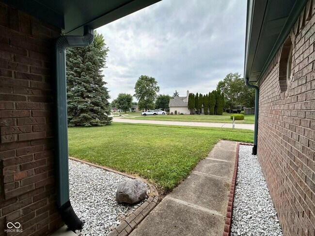Building Photo - 873 Ironwood Trail