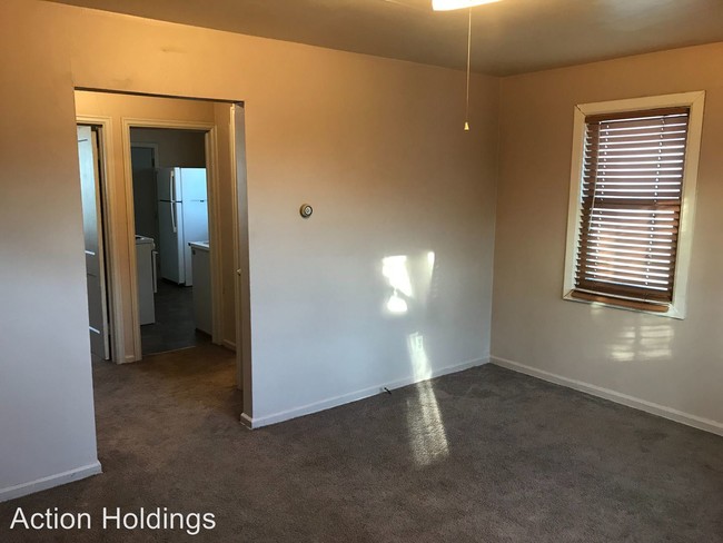 Building Photo - 1 br, 1 bath Apartment - 932 S Eddy St