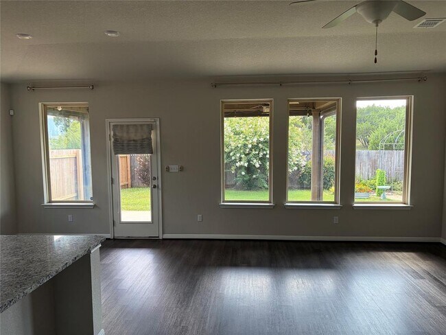 Building Photo - 641 Gabrielle Anne Dr