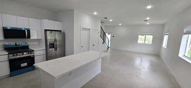 Foto del edificio - 141 NW 11th St