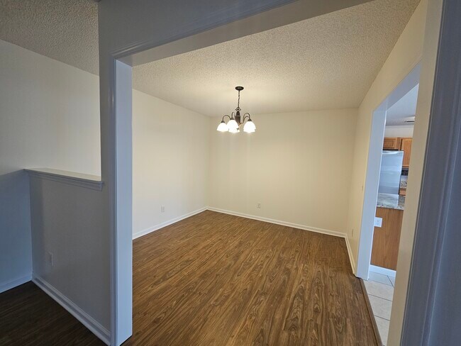 Foto del edificio - 1503 Flushing Dr